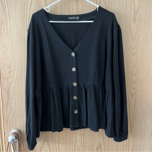 Boohoo Plus Tops - Boohoo Plus Blouson Sleeve Peplum Top in Black